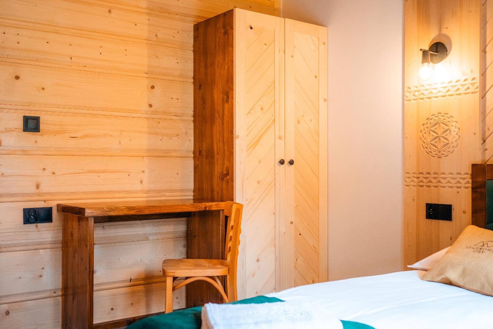 Apartamenty Dwupoziomowe Stasikowe Izby Буковина Татранська Екстер'єр фото
